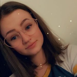 Meet your Posher, Megan